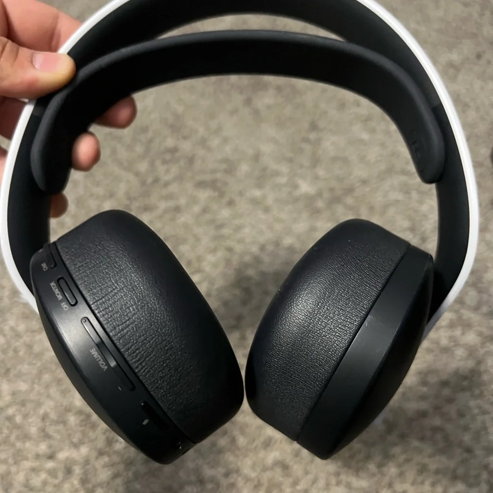 Wireless Black and White Headphones